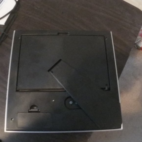 Lifestyle Products 4 x 6 Photo Frame Alarm Clock - Picture 3 of 5